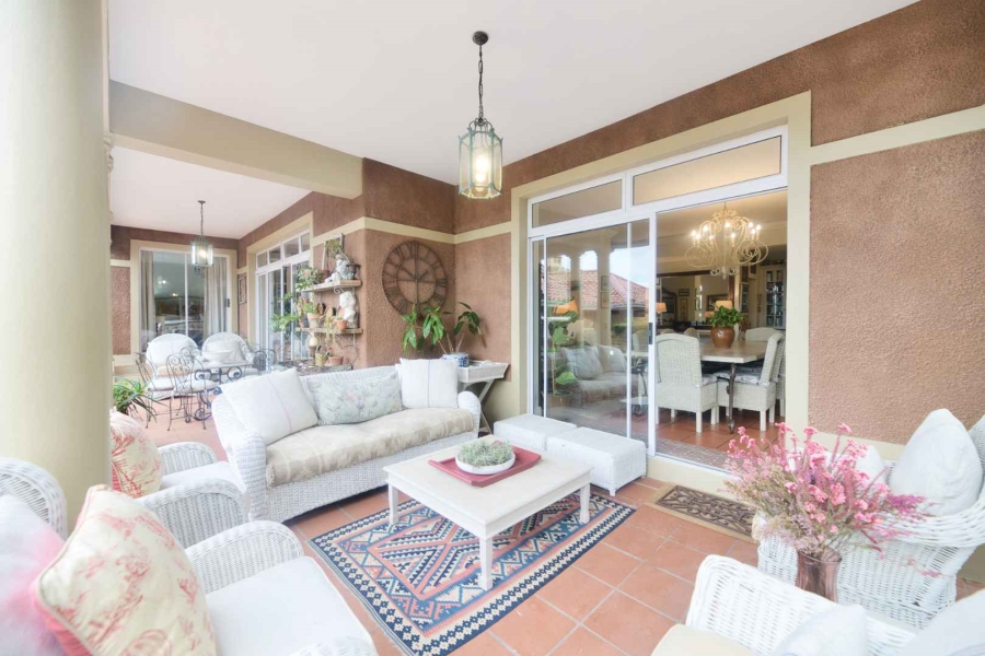 4 Bedroom Property for Sale in Kwaaiwater Western Cape